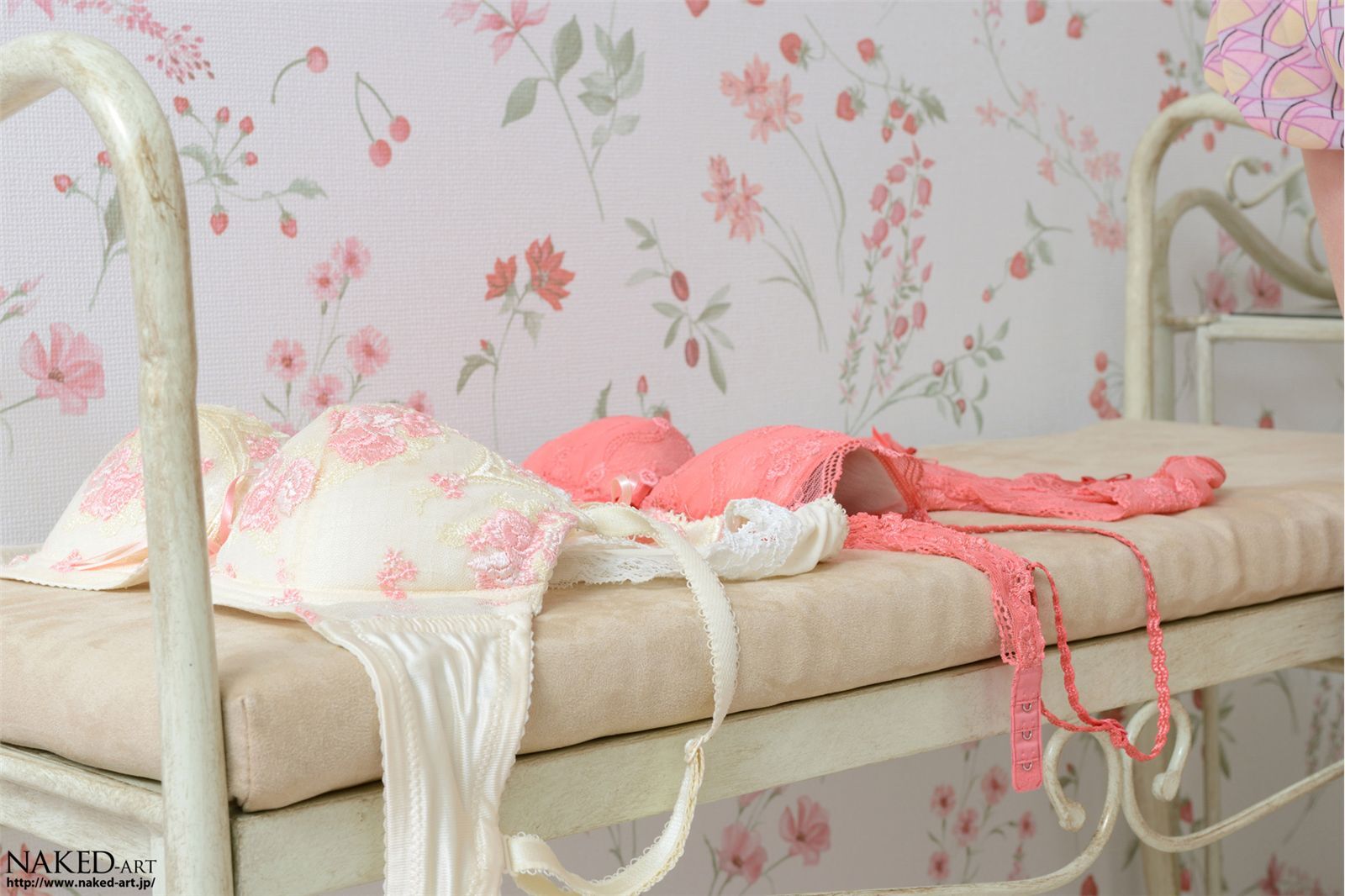 下著剧场 香月兰 2 日本av女优　[NAKED-ART] NO.00534